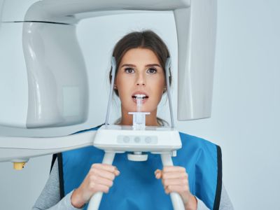Tomografia CBCT zębów — czym jest, kiedy jest konieczna i czy jest bezpieczna?