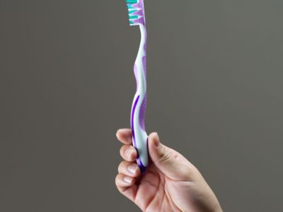 Najlepsze manualne szczoteczki do zębów do głębokiego czyszczenia