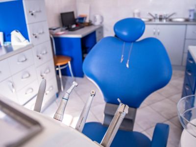 Nowoczesne technologie w stomatologii a skuteczność i komfort leczenia